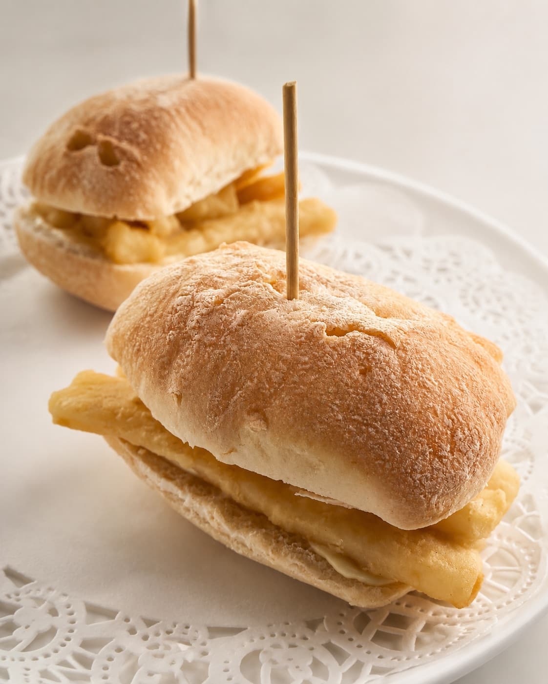 Calamares bravos en pan de cristal